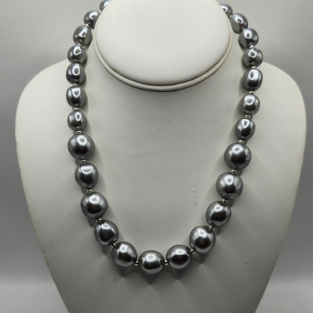 Grey Faux Pearl Bead Necklace Silver Tone Heart Lobster Clasp Costume Jewelry